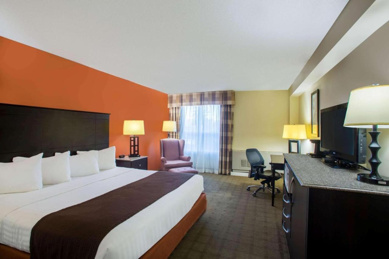 Riverfront Hotel インターナショナルフォールズ エクステリア 写真