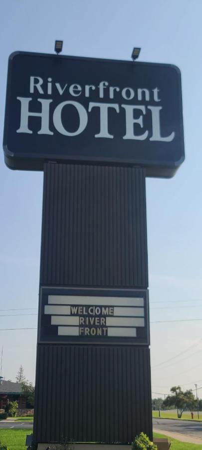 Riverfront Hotel インターナショナルフォールズ エクステリア 写真